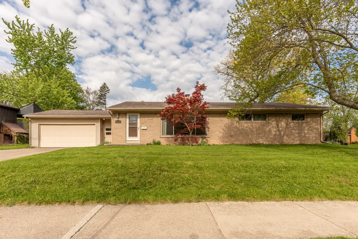 2215 Runnymede Boulevard, Ann Arbor, MI 48103 - #1