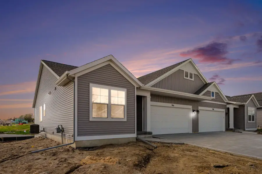 966 Scioto Drive Nw #6, Comstock Park, MI 49321 - #2