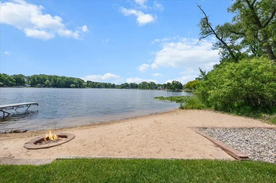 10260 Swem Street Ne, Rockford, MI 49341 - #2