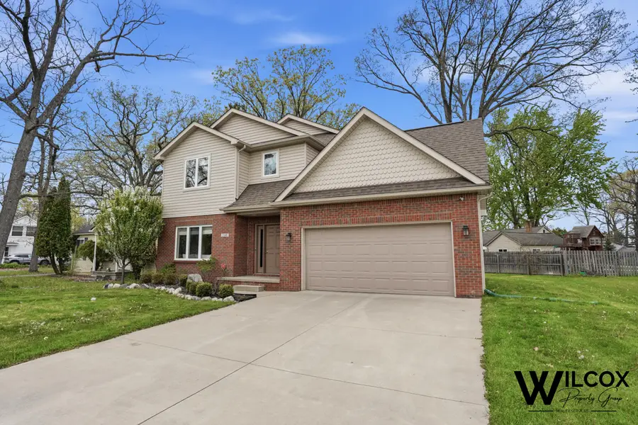 2185 Oaknoll Street, Auburn Hills, MI 48326 - #2