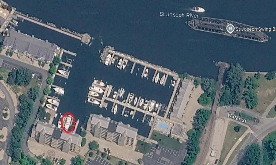 312 Water Street #13, Saint Joseph, MI 49085 - #3