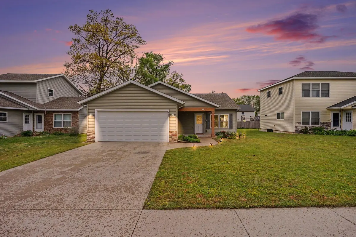 495 W 24th Street, Holland, MI 49423 - #1
