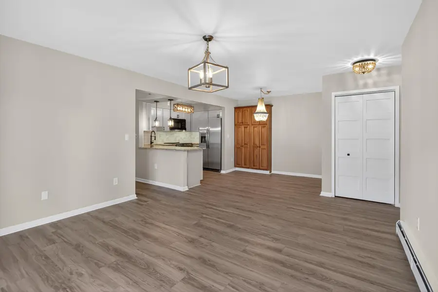 806 W Michigan Avenue #204E, Jackson, MI 49202 - #3