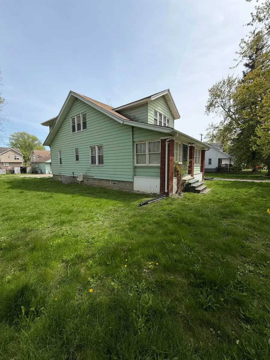 35068 Ellen Street, Clinton Township, MI 48035 - #3