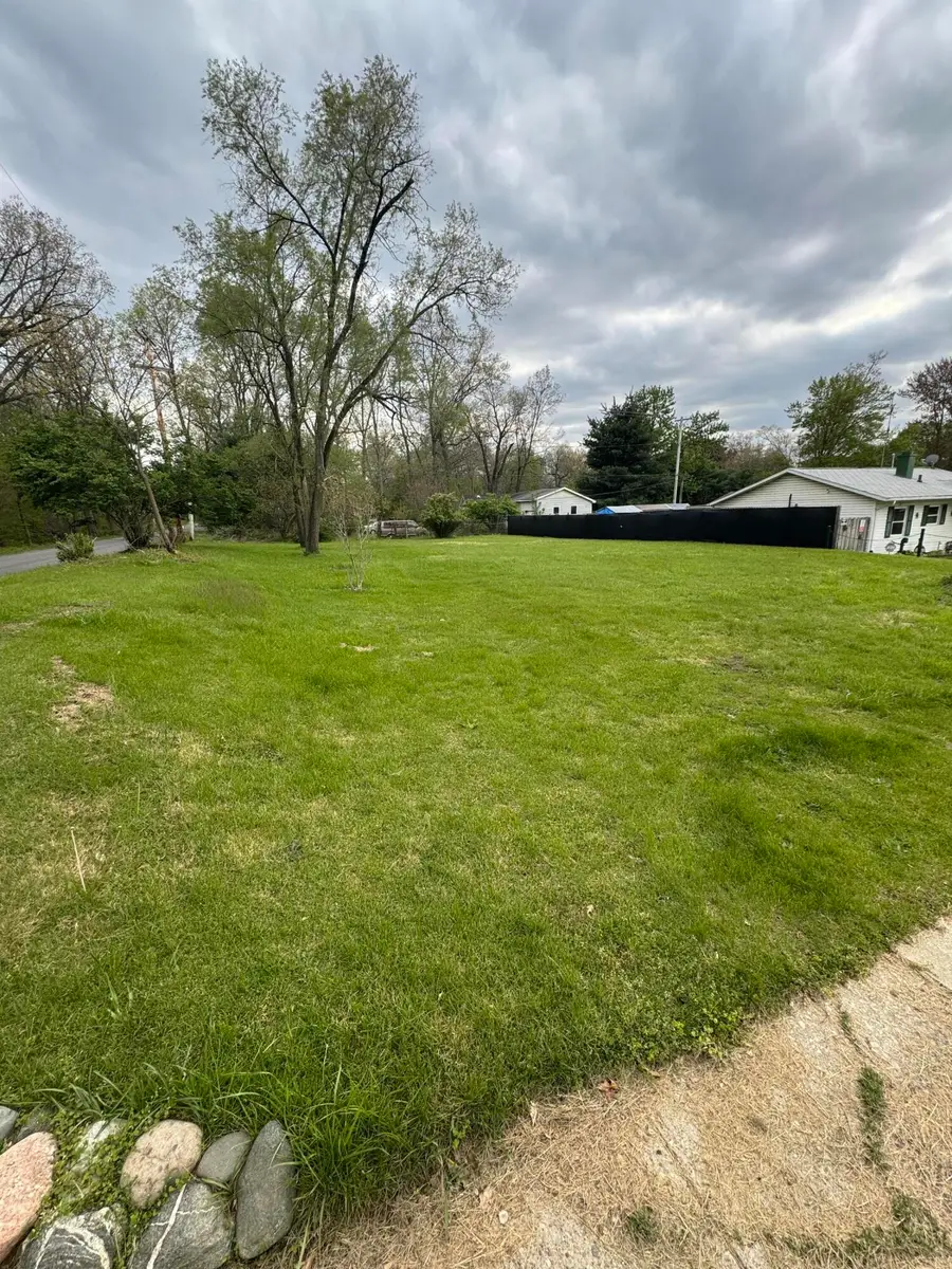 1660 Parkview Drive, Niles, MI 49120 - #2