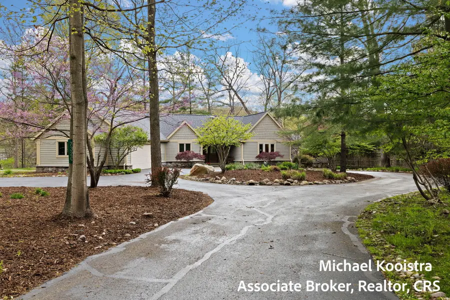 7320 Valhalla Drive Se, Alto, MI 49302 - #2