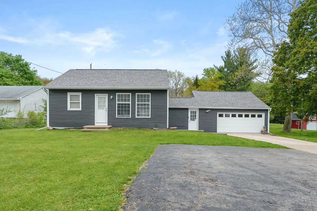 2496 W B Avenue, Plainwell, MI 49080 - #1