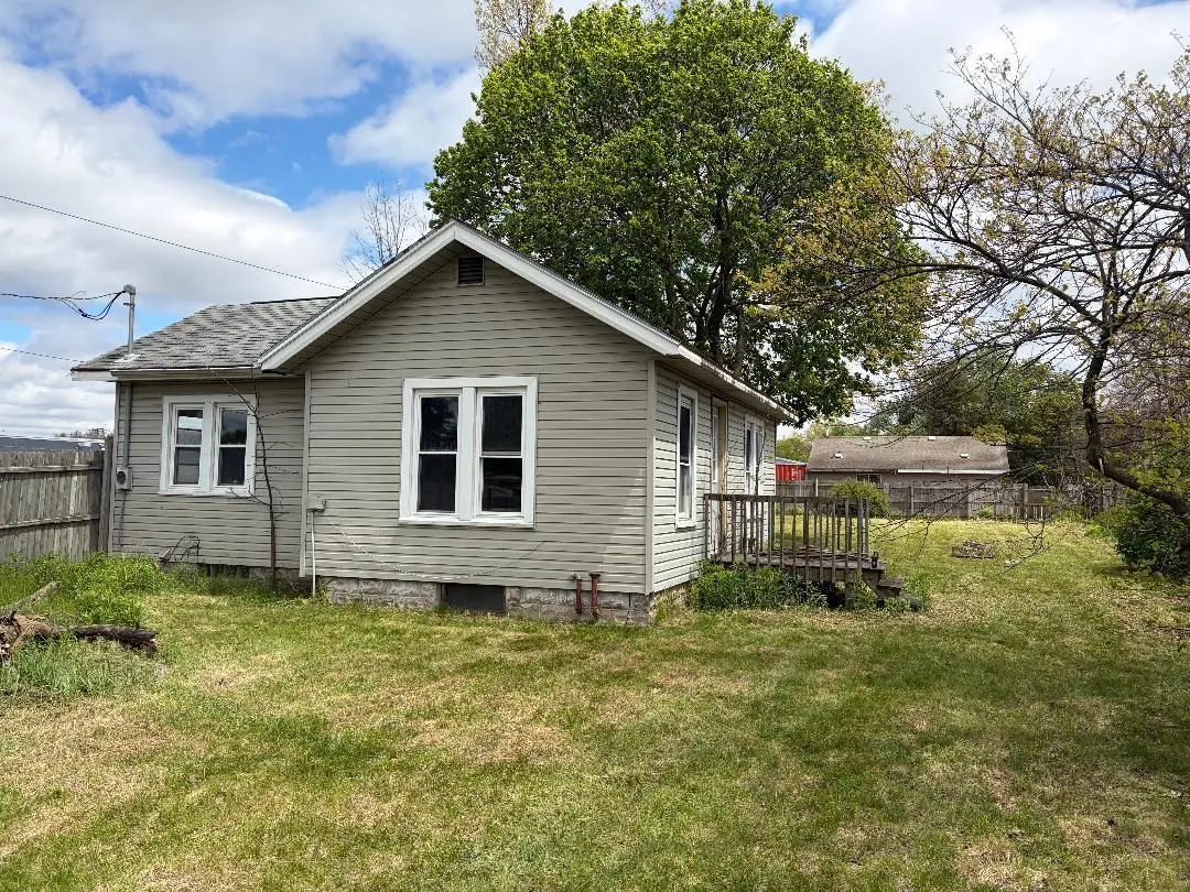 2919 S 11th Street, Niles, MI 49120 - #1