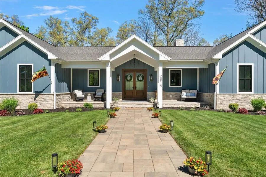 2815 Washington Avenue, Saint Joseph, MI 49085 - #2