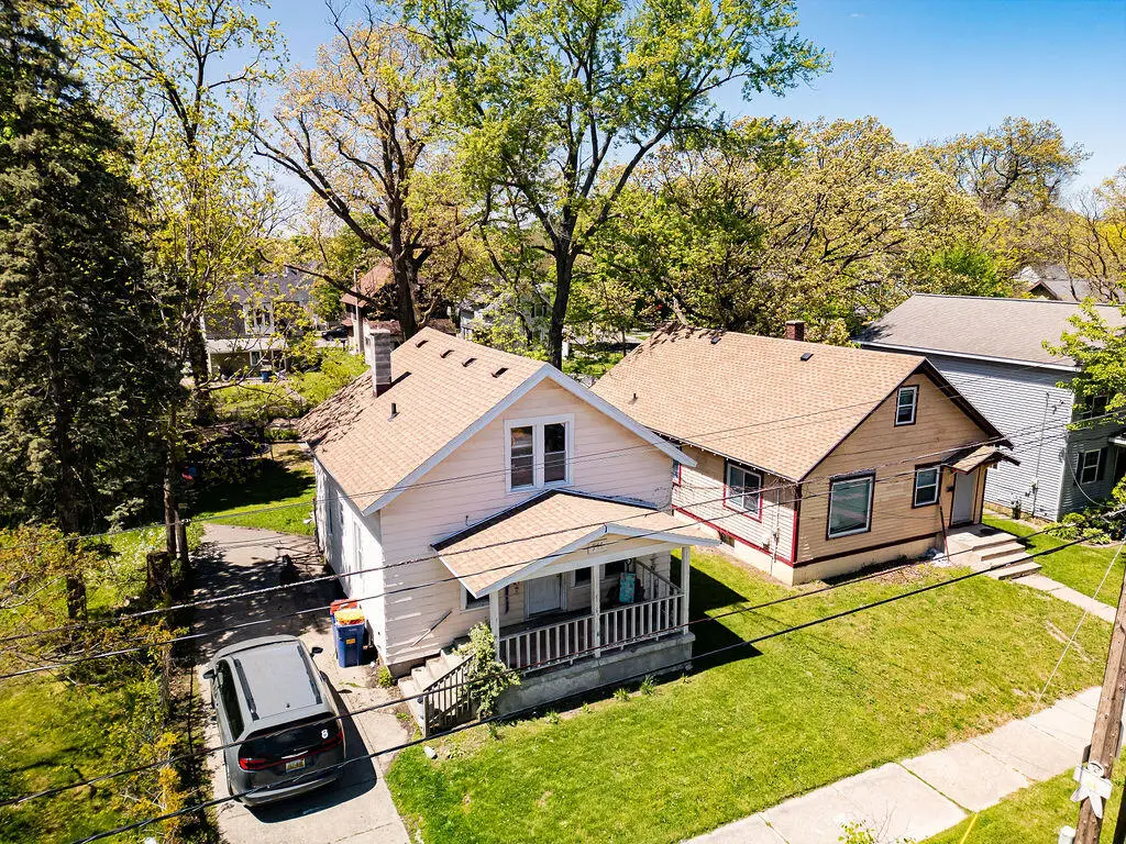911 Dorchester Avenue Sw, Grand Rapids, MI 49503 - #1