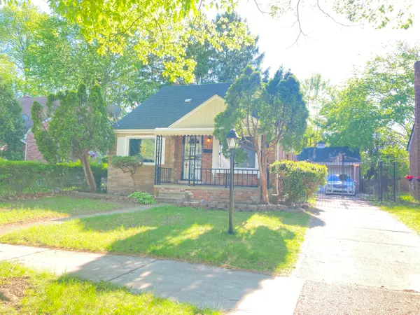 19749 Huntington Road, Detroit, MI 48219