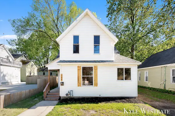 248 Matilda Street Ne, Grand Rapids, MI 49503