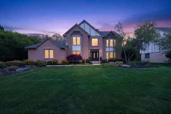 1452 Lockmoor Drive, Troy, MI 48084