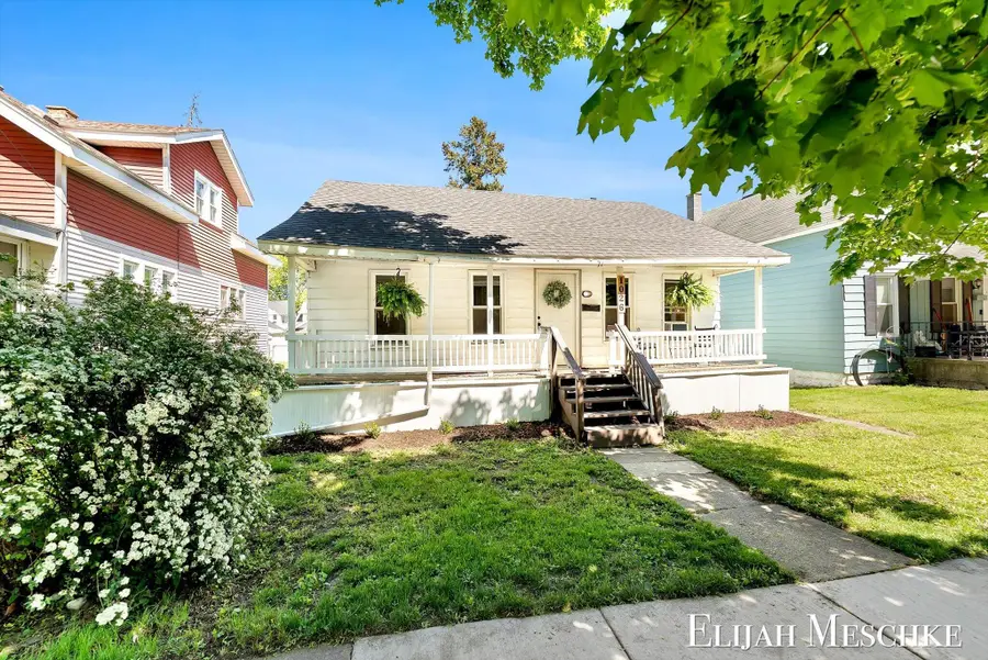 1026 Garfield Avenue Nw, Grand Rapids, MI 49504 - #3