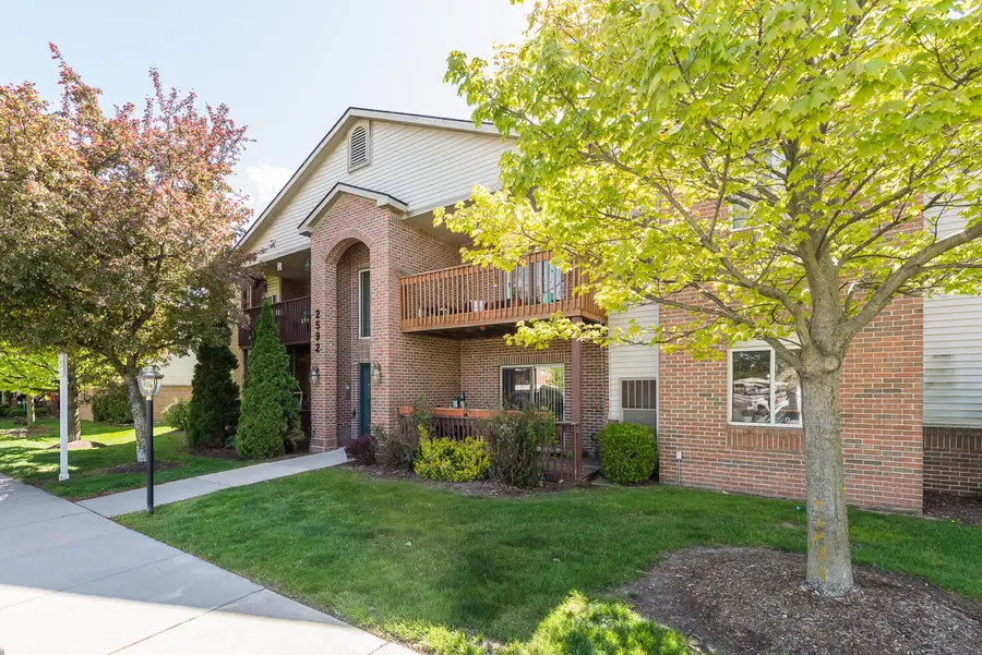 2592 Eagles Circle #6, Ypsilanti, MI 48197 - #2
