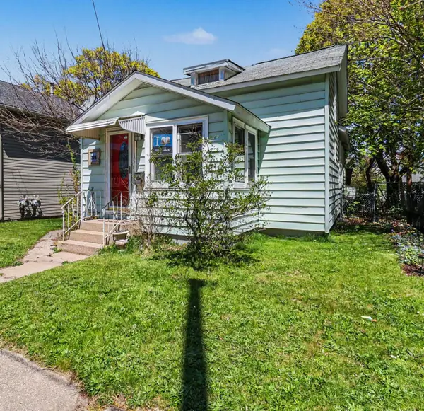356 1st Street, Manistee, MI 49660