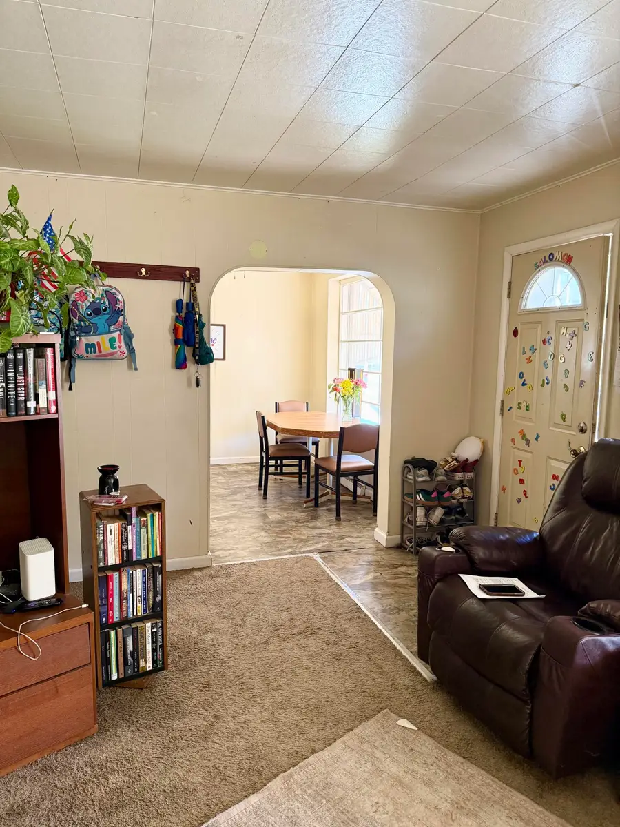 616 W High Street, Bangor, MI 49013 - #3