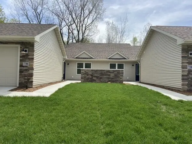 728 Violet Way, Saint Joseph, MI 49085 - #1