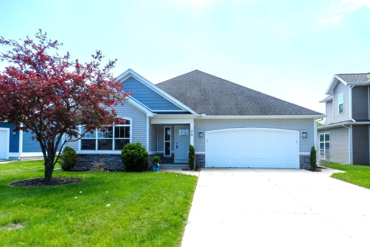 210 Market Place, Benton Harbor, MI 49022 - #1