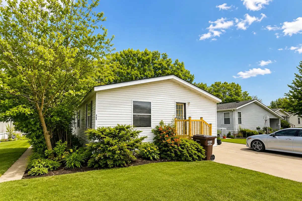 466 Pine Cone Trail, Monroe, MI 48161 - #1