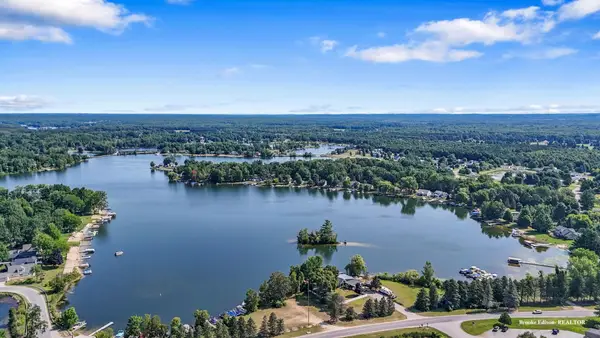 9780 Alamo Court, Canadian Lakes, MI 49346