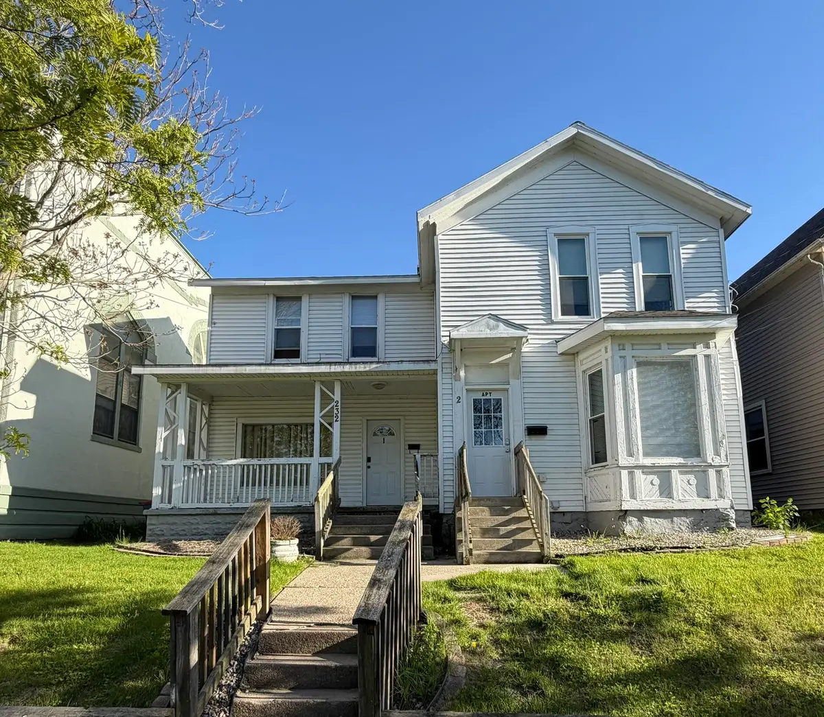 232 Spencer Street Ne, Grand Rapids, MI 49505 - #1