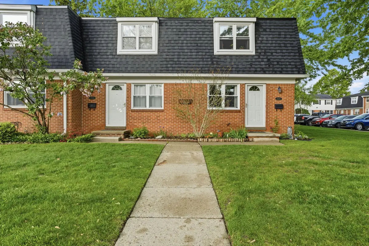 45315 Kensington Street, Utica, MI 48317 - #1