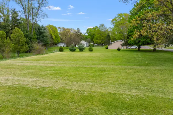 649 Adams Street, Vicksburg, MI 49097