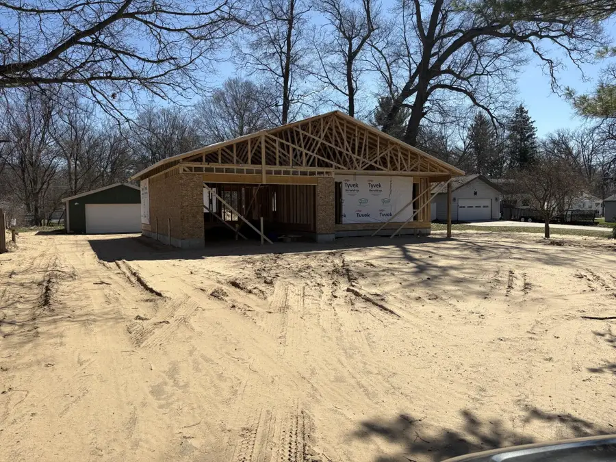 170 N 6th Avenue, Fruitport, MI 49415 - #2