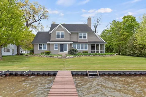 11094 Harbor Drive, Three Rivers, MI 49093