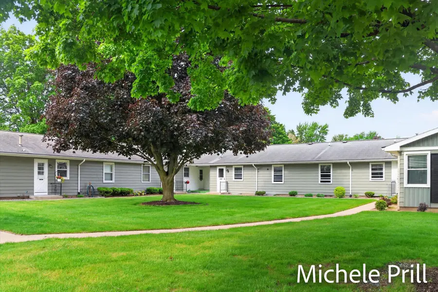 5160 Southglow Court Se, Grand Rapids, MI 49508 - #2