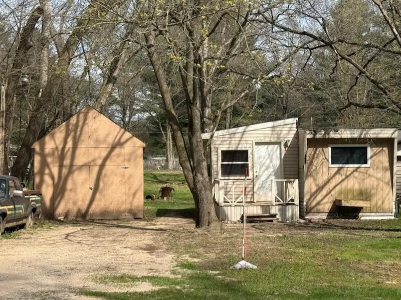 3430 S Chestnut Avenue, Newaygo, MI 49337 - #2