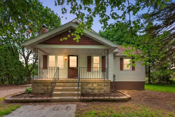 11781 8th Avenue Nw, Grand Rapids, MI 49534