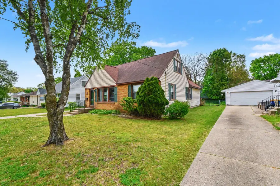 1308 Ellsmere Street Ne, Grand Rapids, MI 49505 - #2