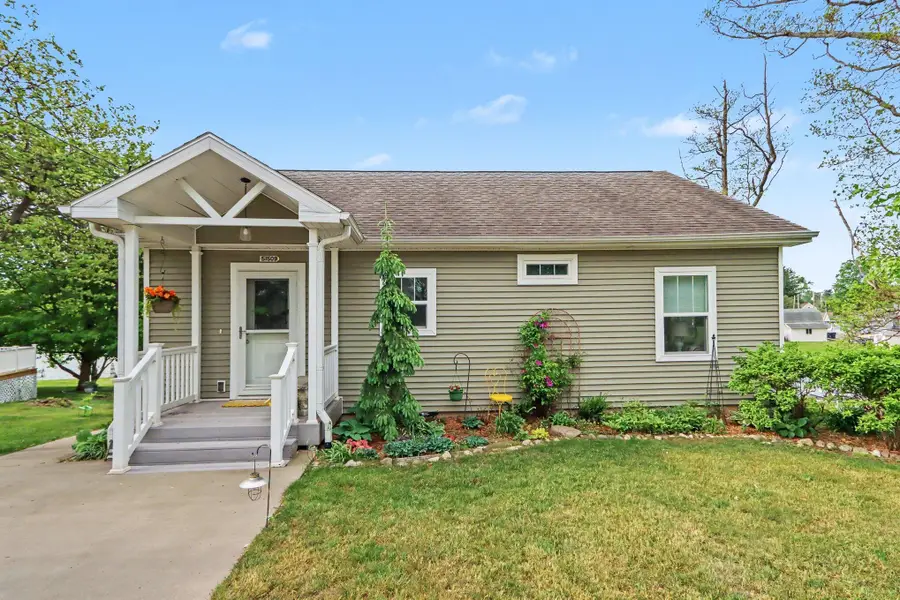 51509 Summit Street, Paw Paw, MI 49079 - #3