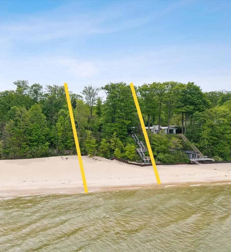 6056 Dune Path, Coloma, MI 49038 - #1