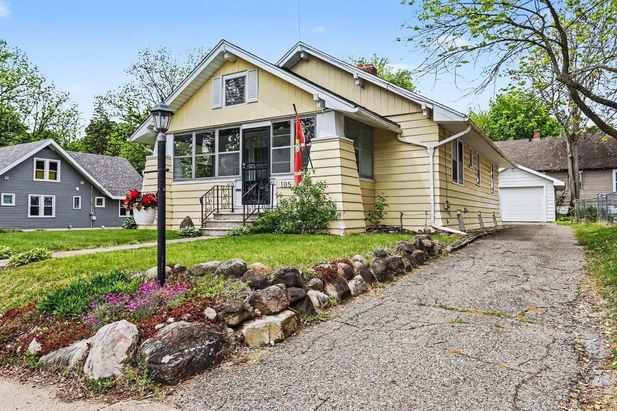105 N Broad Street, Battle Creek, MI 49017 - #1