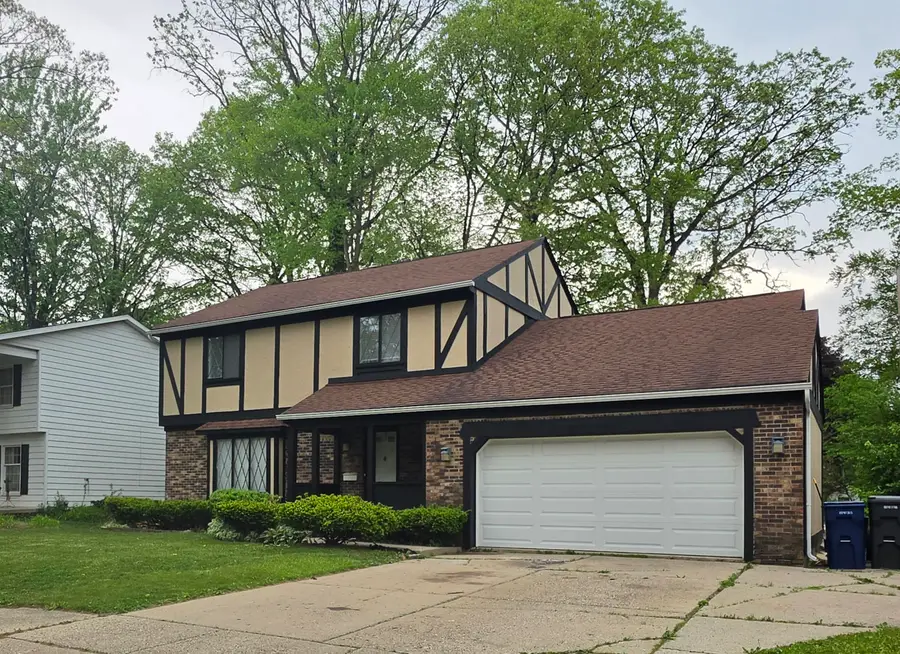 4601 Lynbrook Drive, Flint, MI 48507 - #2