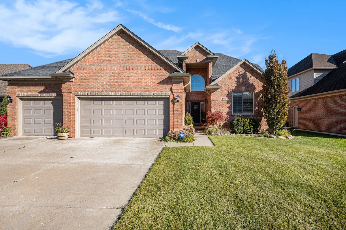 47376 Hidden Meadows Drive, Macomb, MI 48044 - #1