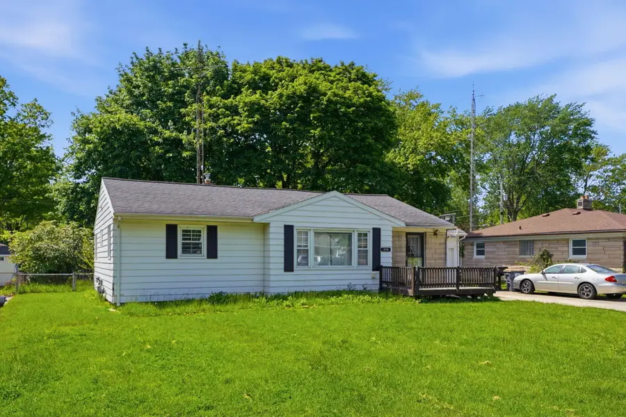 2046 Gerald Street, Benton Harbor, MI 49022 - #2