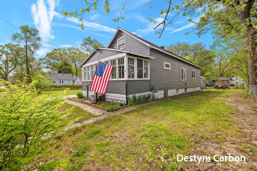 635 Leonard Avenue, Muskegon, MI 49442 - #2