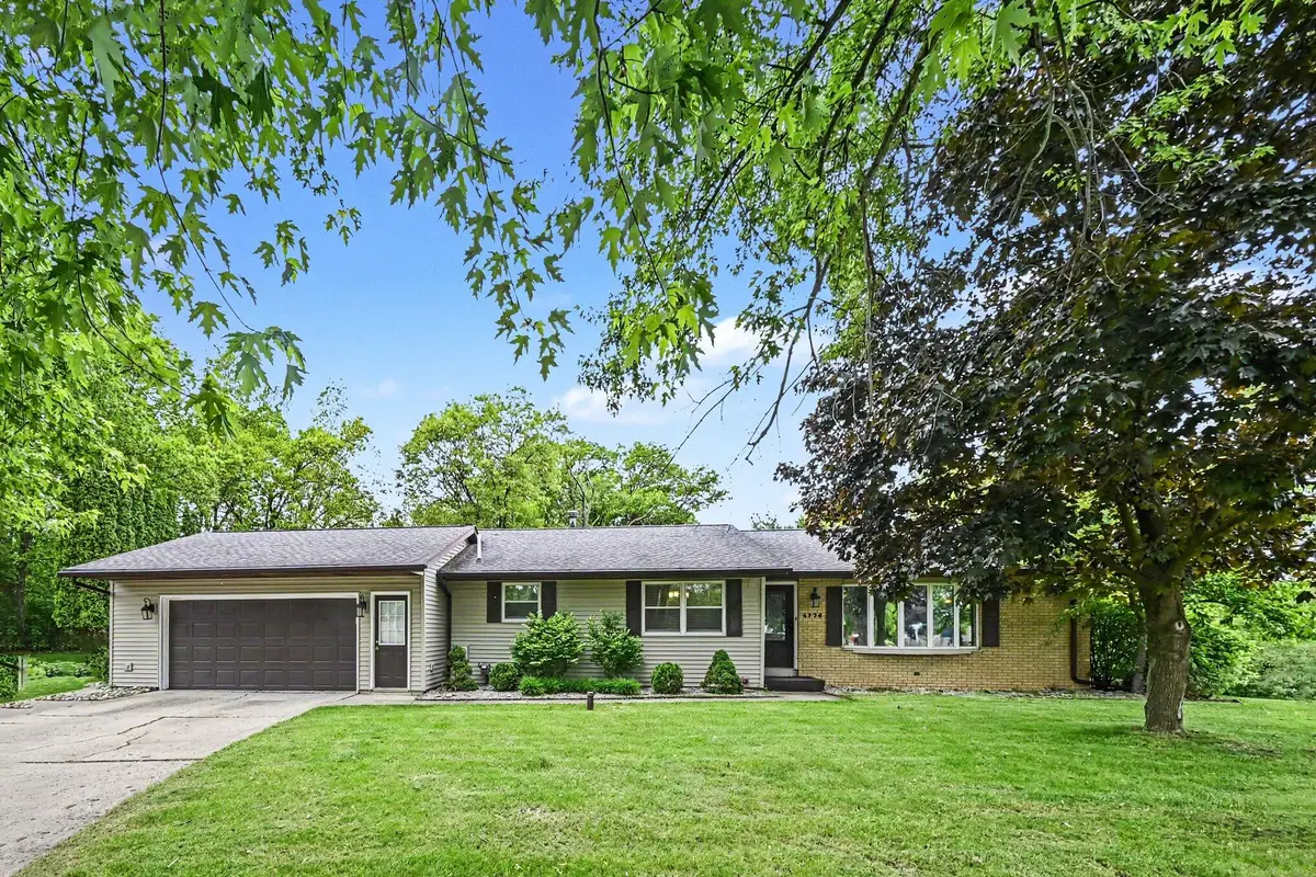 4774 Benelux Court, Jackson, MI 49201 - #1