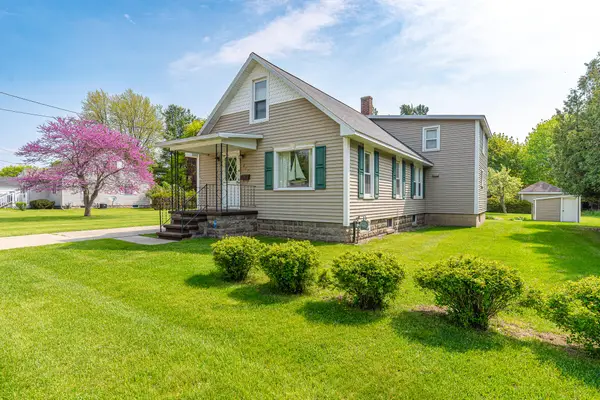 817 Oak Street, Manistee, MI 49660