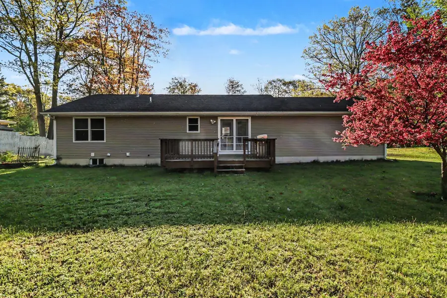 1555 Marilyn Avenue, Ludington, MI 49431 - #2