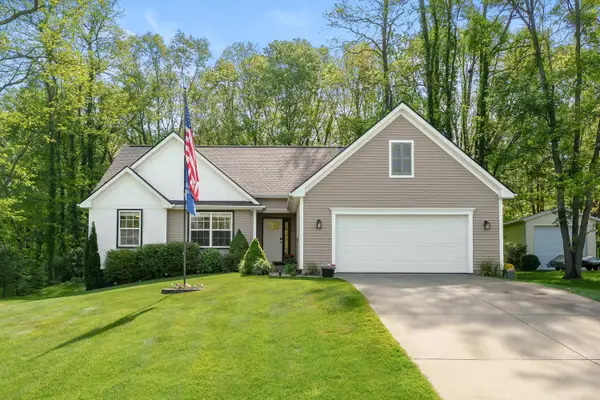 25015 Silver Oaks Boulevard, Mattawan, MI 49071