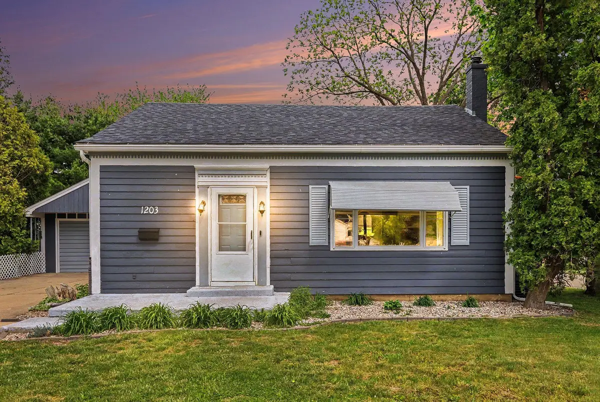 1203 N Boltwood Street, Hastings, MI 49058 - #1