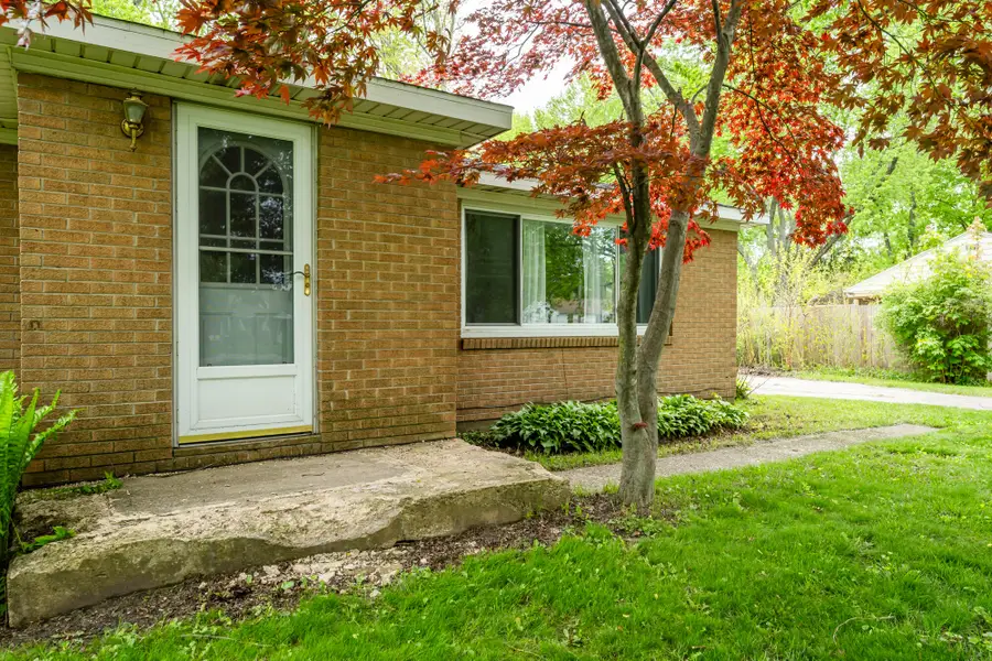 3905 Meadow Lane, Saint Joseph, MI 49085 - #3