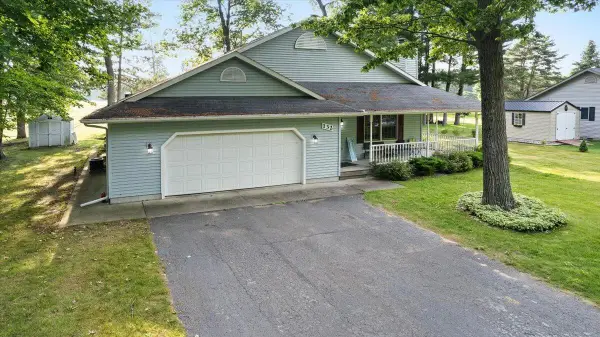 132 White Deer Trail, Prudenville, MI 48651