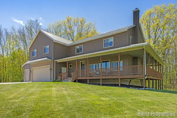 197 Leonard Street Nw, Grand Rapids, MI 49534