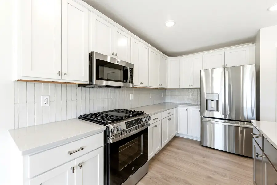 914 Indiana Avenue #14, South Haven, MI 49090 - #3
